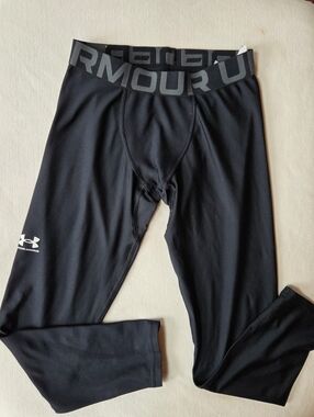 Under Armour Heat Gear Black Athletic Compression Tights Size YLG
